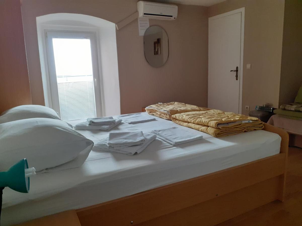 Apartmani Patrick Baška Voda Zewnętrze zdjęcie
